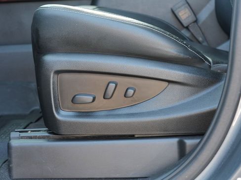 Used 2020 GMC Yukon XL SLT w/ Premium Edition image 15