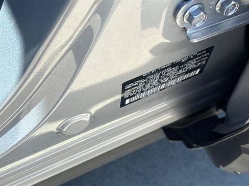 Used 2025 Subaru Forester Touring AWD/4WD image 33