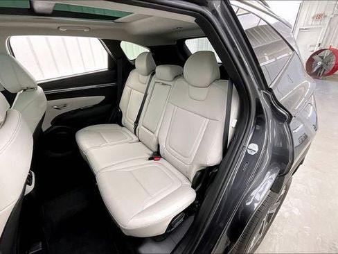 Certified 2024 Hyundai Tucson Limited FWD image 20