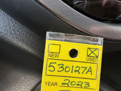 Used 2023 Toyota Camry SE FWD image 18