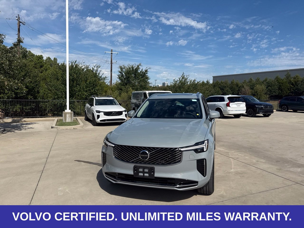 Certified 2026 Volvo XC90 B6 Plus AWD/4WD image 4