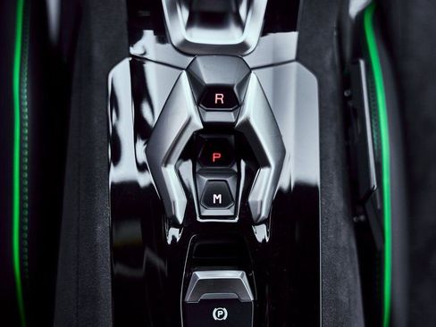 Used 2024 Lamborghini Huracan Sterrato image 59