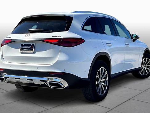 Used 2024 Mercedes-Benz GLC 300 4MATIC image 12