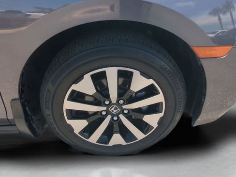 Certified 2025 Honda Odyssey EX-L image 25