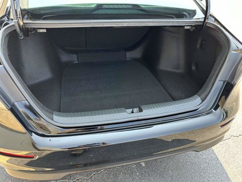 Used 2024 Honda Accord Sport image 7
