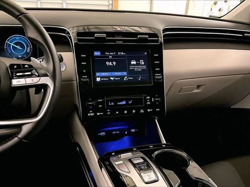 Used 2022 Hyundai Tucson SEL w/ Cargo Package AWD/4WD image 6