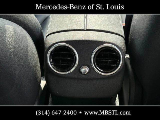 Used 2015 Mercedes-Benz C 300 4MATIC Sedan image 17
