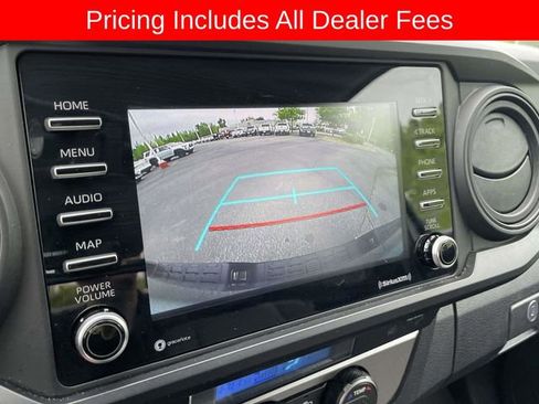 Used 2023 Toyota Tacoma SR AWD/4WD image 28