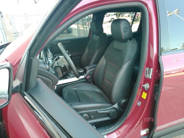 Used 2022 Mercedes-Benz GLB 250 image 14