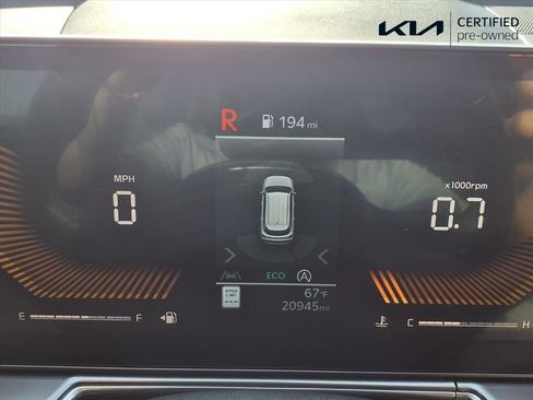 Certified 2025 Kia Sorento S image 14