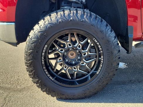 Used 2022 Chevrolet Silverado 1500 LT RWD image 27