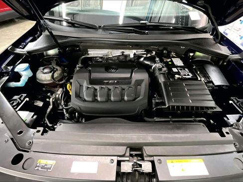 Used 2022 Volkswagen Tiguan SE image 13