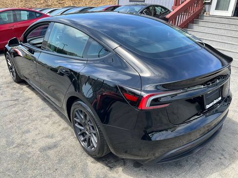 Used 2024 Tesla Model 3 Long Range AWD/4WD image 97