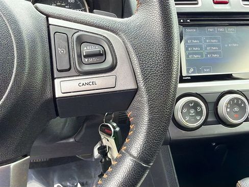 Used 2017 Subaru Crosstrek 2.0i Premium image 34