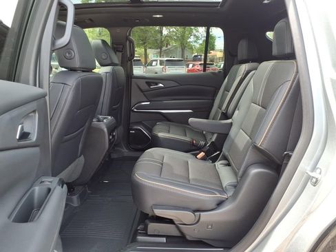 New 2026 Chevrolet Traverse High Country AWD/4WD image 14