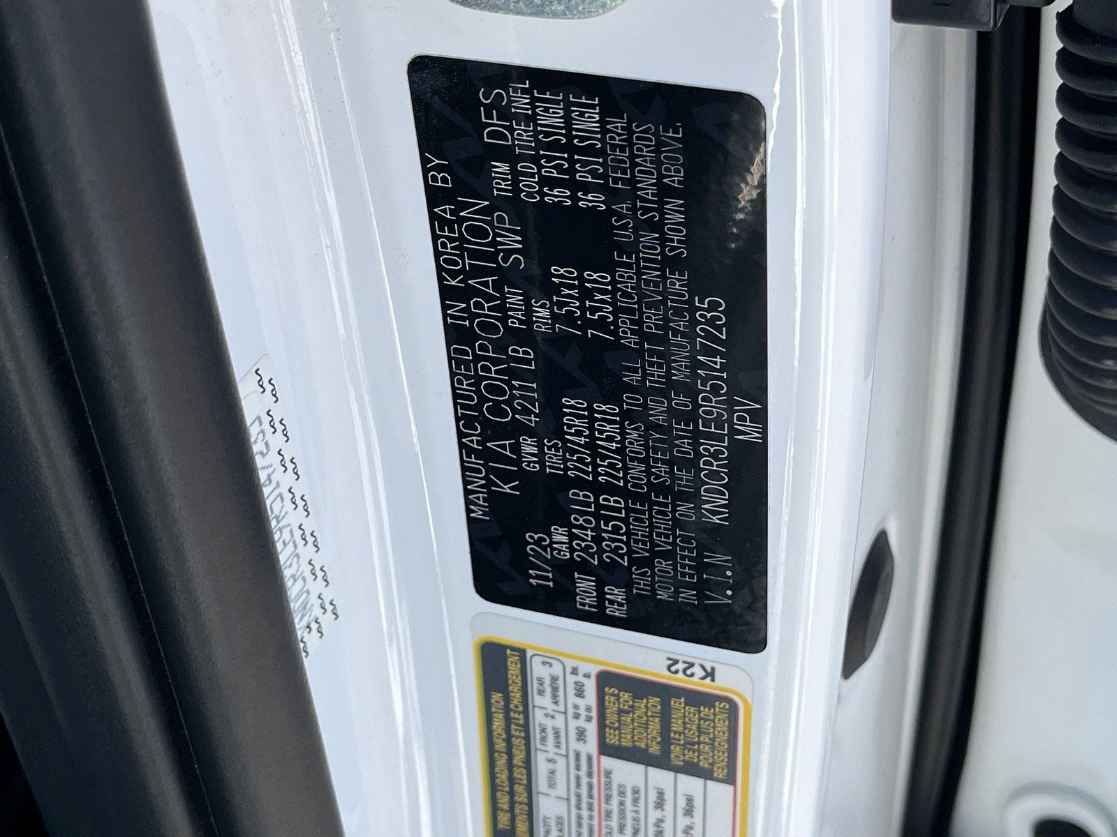 Used 2024 Kia Niro EX Touring FWD image 30