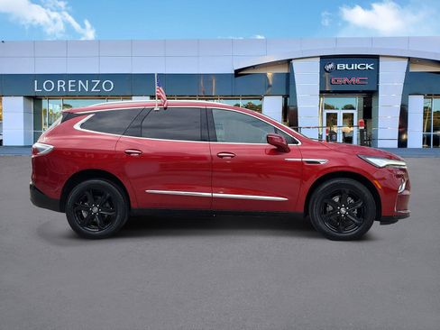 Used 2024 Buick Enclave Essence w/ Sport Touring Edition FWD image 4