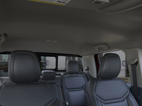 New 2025 Ford Maverick Lariat w/ Black Appearance Package image 12