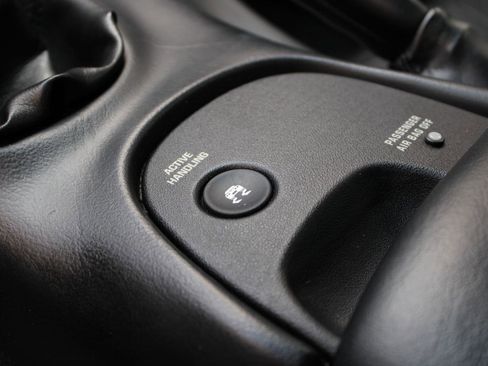 Used 2003 Chevrolet Corvette Z06 w/ Memory Package, 3 Drivers image 33