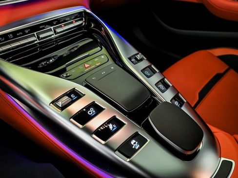 Used 2023 Mercedes-Benz AMG GT 43 image 38