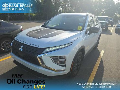 Used 2025 Mitsubishi Eclipse Cross AWD image 1
