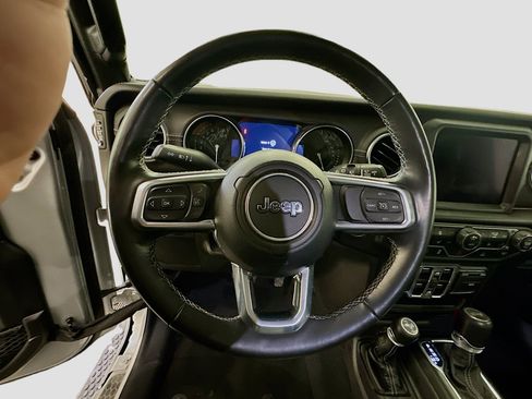 Used 2023 Jeep Wrangler Sahara w/ Cold Weather Group image 18