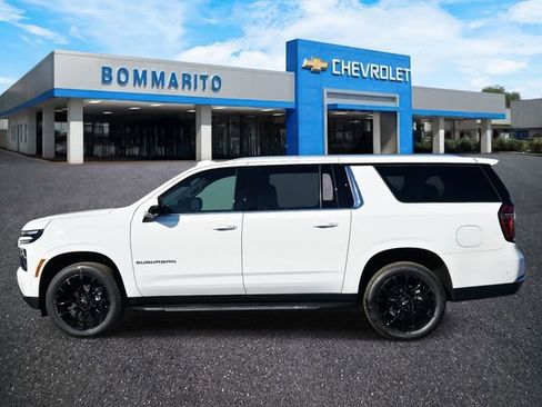 New 2026 Chevrolet Suburban LS image 2