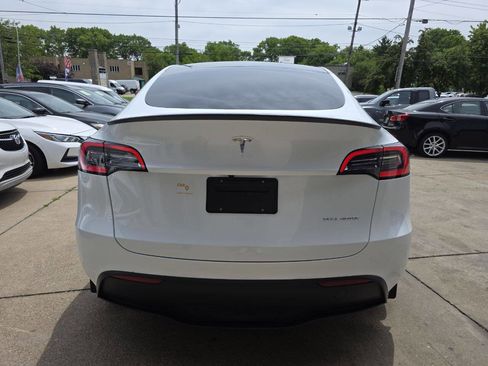 Used 2023 Tesla Model Y Long Range AWD/4WD image 6