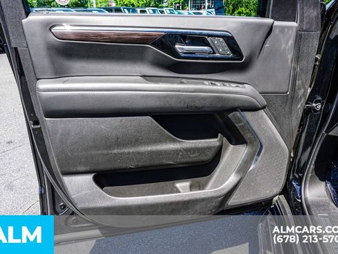 Used 2025 Chevrolet Tahoe LT AWD/4WD image 49