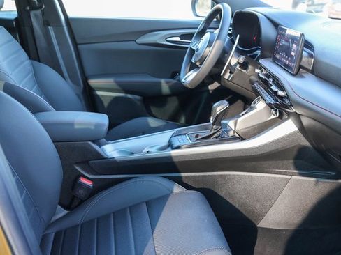 Used 2024 Dodge Hornet R/T w/ R/T Blacktop Package image 17