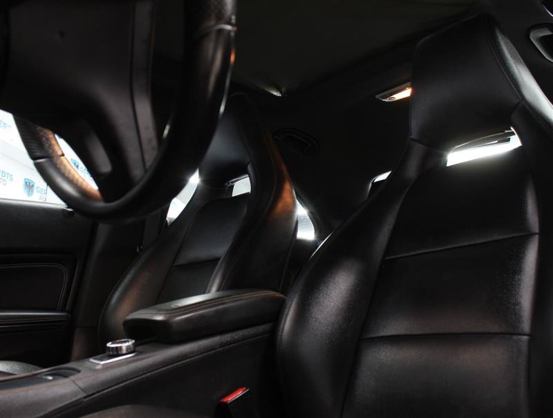 Used 2014 Mercedes-Benz CLA 250 image 8