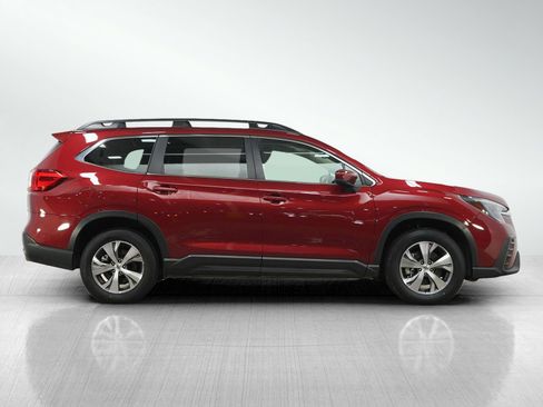 Used 2025 Subaru Ascent Premium AWD/4WD image 6