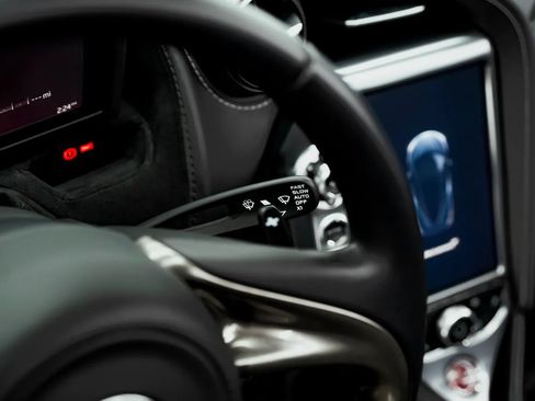 Used 2020 McLaren 720S Spider RWD image 23