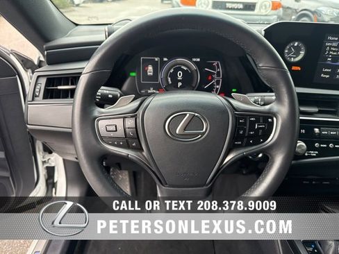 Used 2022 Lexus ES 300h w/ Accessory Package 2 image 22