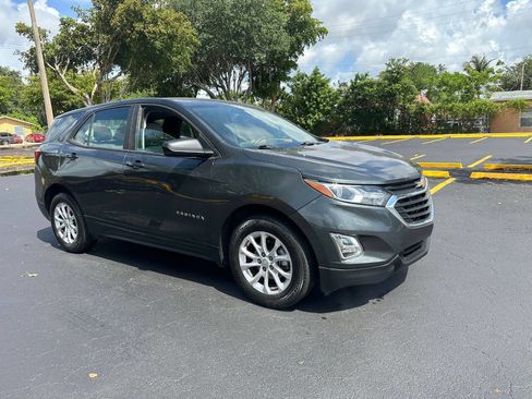 Used 2020 Chevrolet Equinox LS image 17