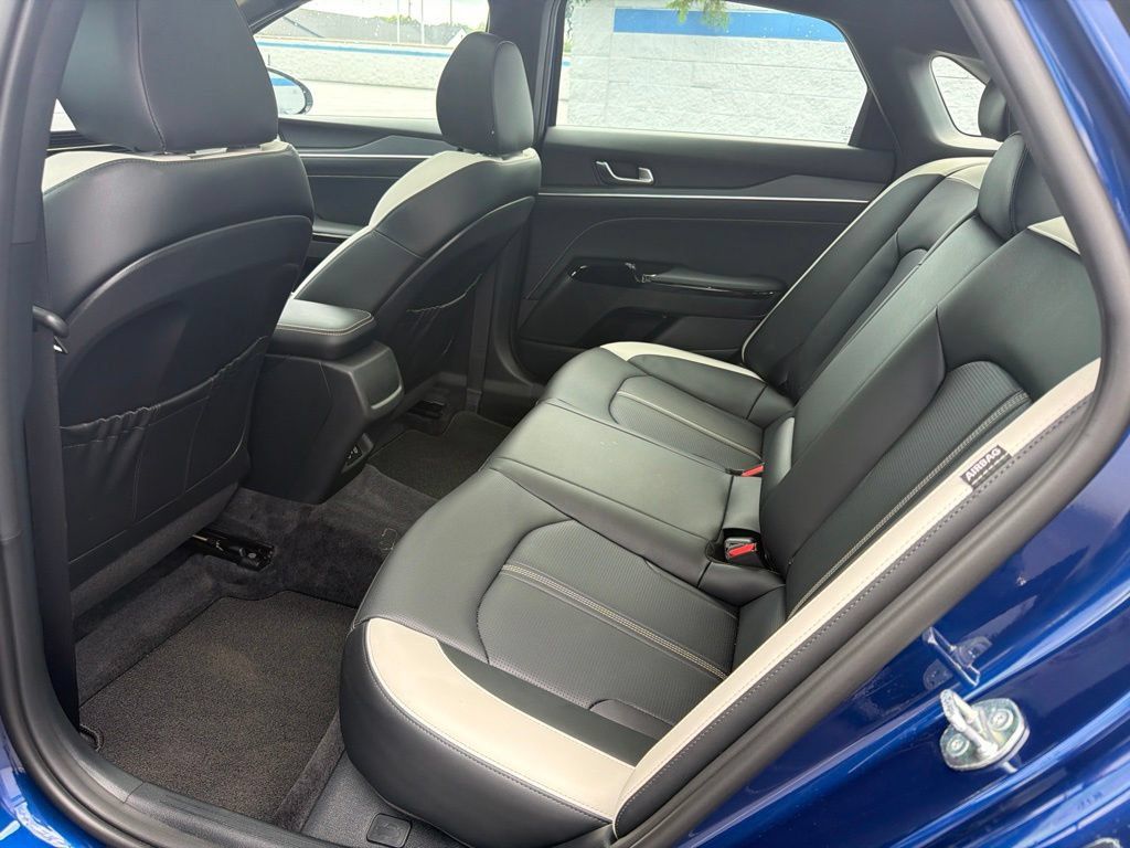Used 2025 Kia K5 GT-Line w/ GT-Line Premium Package FWD image 19