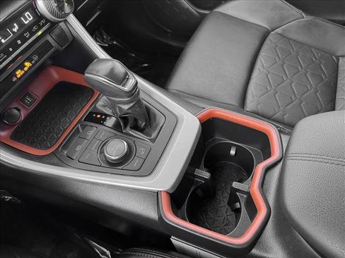 Used 2024 Toyota RAV4 Adventure image 14