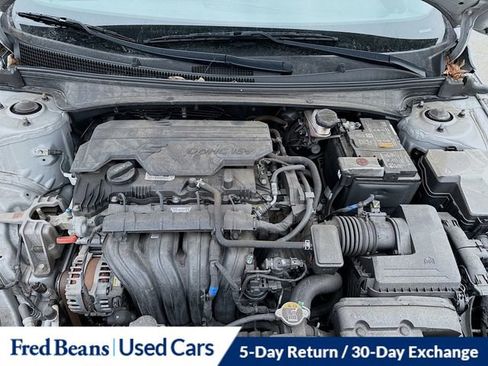 Used 2023 Hyundai Elantra SEL w/ Preferred Accessory Package image 28