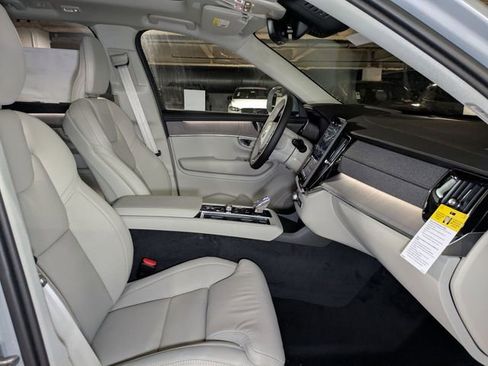 New 2026 Volvo XC90 B6 Ultra w/ Protection Package AWD/4WD image 29
