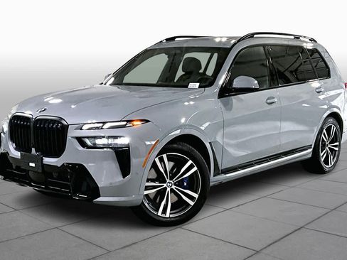 Used 2026 BMW X7 xDrive40i AWD/4WD image 2