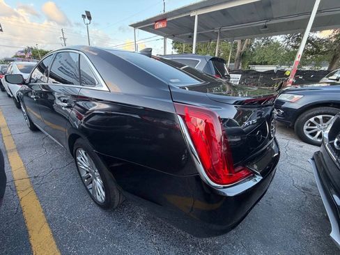 Used 2018 Cadillac XTS Luxury FWD image 3