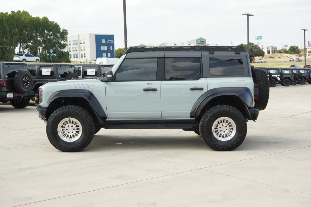 Used 2023 Ford Bronco Raptor AWD/4WD image 2
