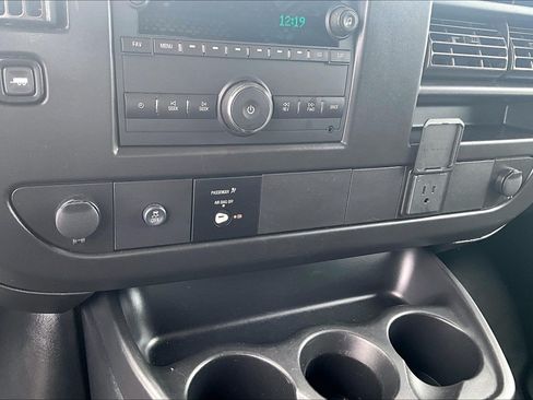 Used 2023 GMC Savana 2500 w/ Driver Convenience Package RWD image 15