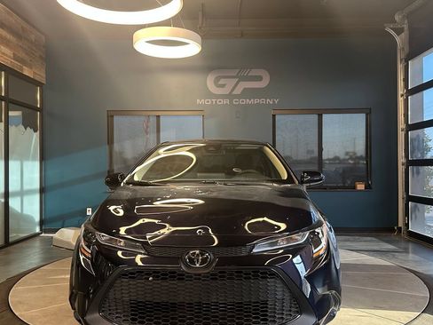 Used 2022 Toyota Corolla LE FWD image 8