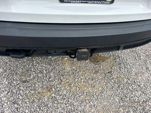 Used 2022 Jeep Cherokee Latitude w/ Trailer Tow Group image 47