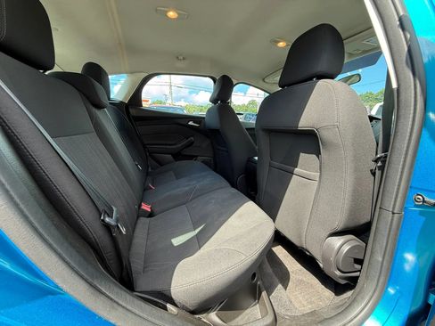 Used 2016 Ford Focus SE FWD image 20