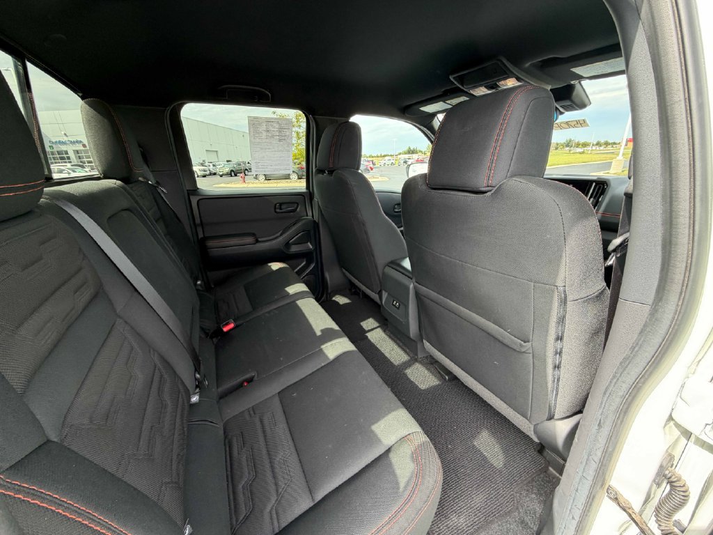 Used 2026 Nissan Frontier PRO-4X AWD/4WD image 26