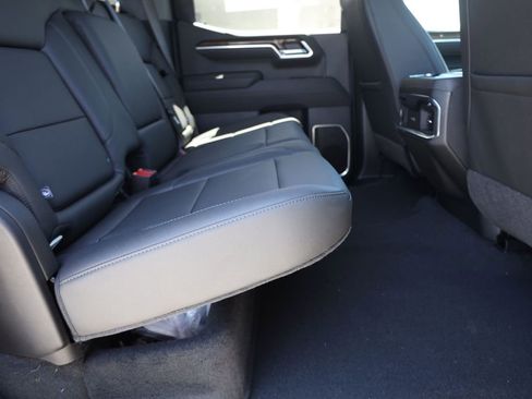 New 2026 GMC Sierra 1500 Elevation w/ Elevation Premium Package AWD/4WD image 18