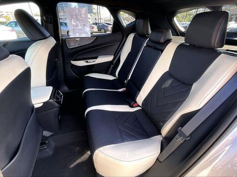 Used 2023 Lexus NX 350 Luxury image 19