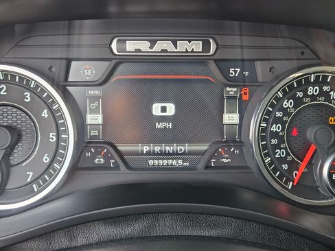 Used 2024 RAM 2500 Laramie AWD/4WD image 23